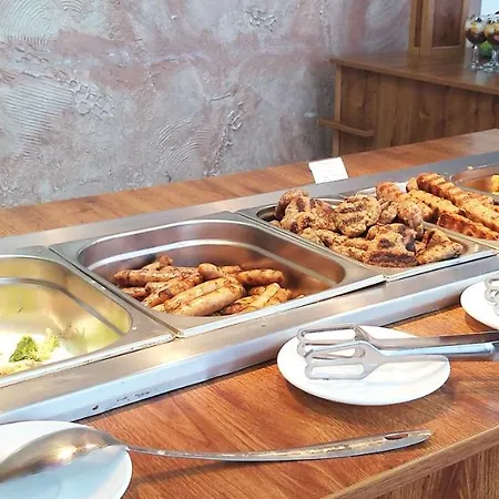 Hotel Хотел Свети Теодор Тирон