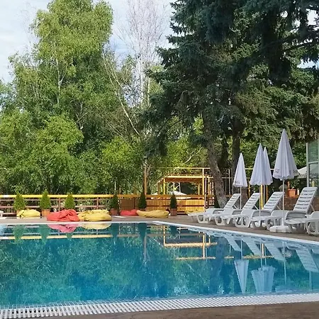 Хотел Свети Теодор Тирон Hotel 2*