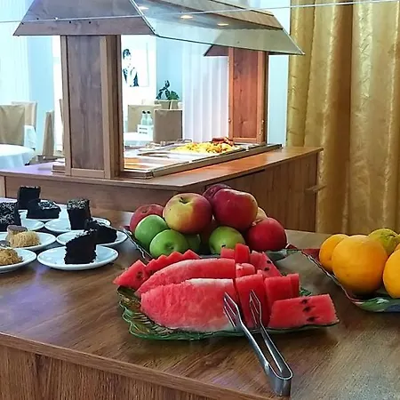 Хотел Свети Теодор Тирон