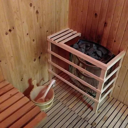 Хотел Свети Теодор Тирон