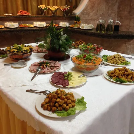 Хотел Свети Теодор Тирон Starozagorski Bani