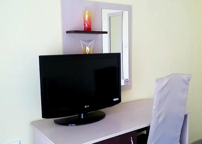 Hotel Хотел Свети Теодор Тирон Starozagorski Bani