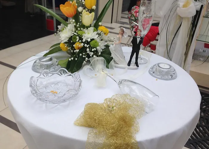 Хотел Свети Теодор Тирон